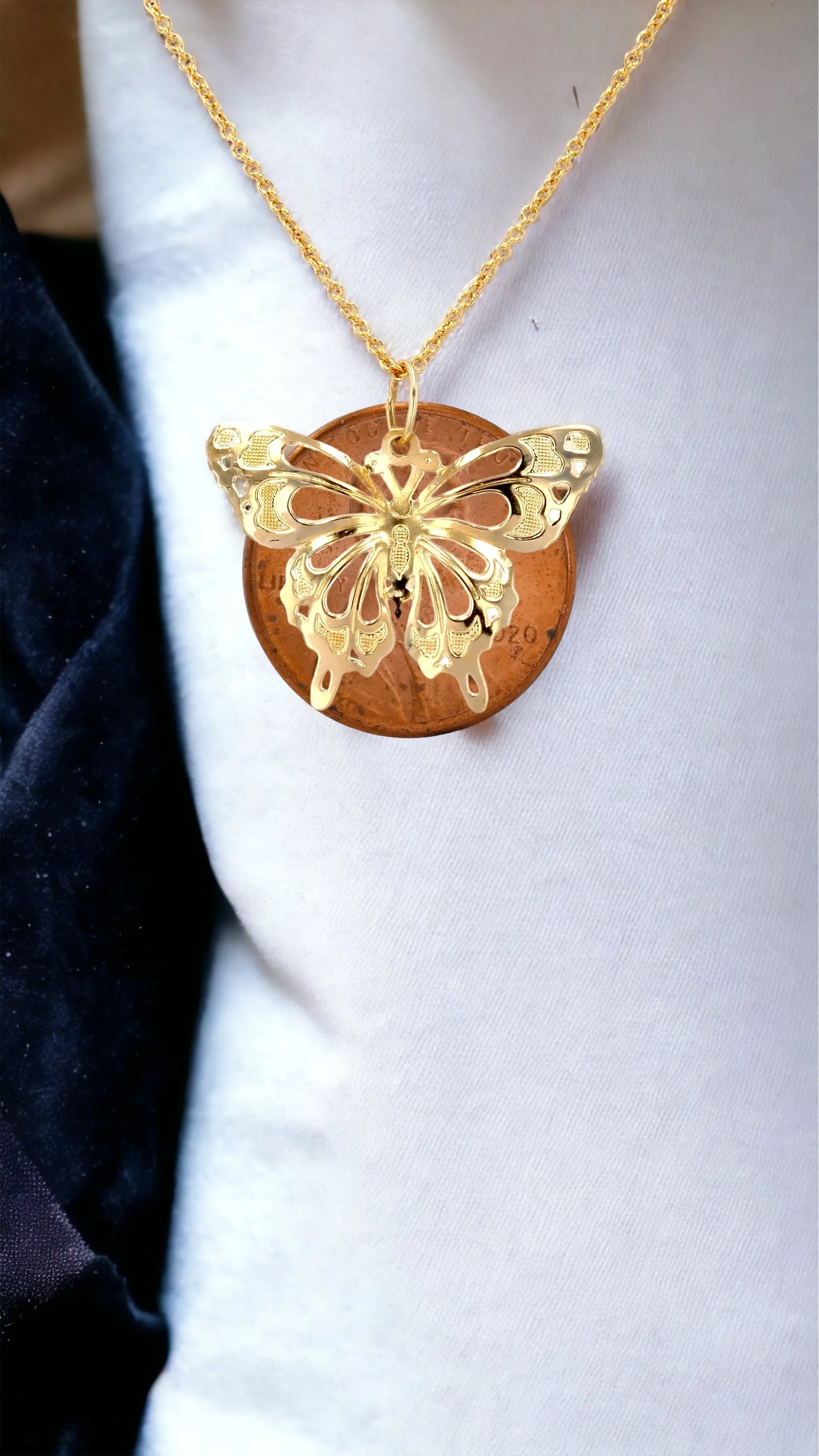 14K Yellow gold butterfly filigrana butterfly necklace