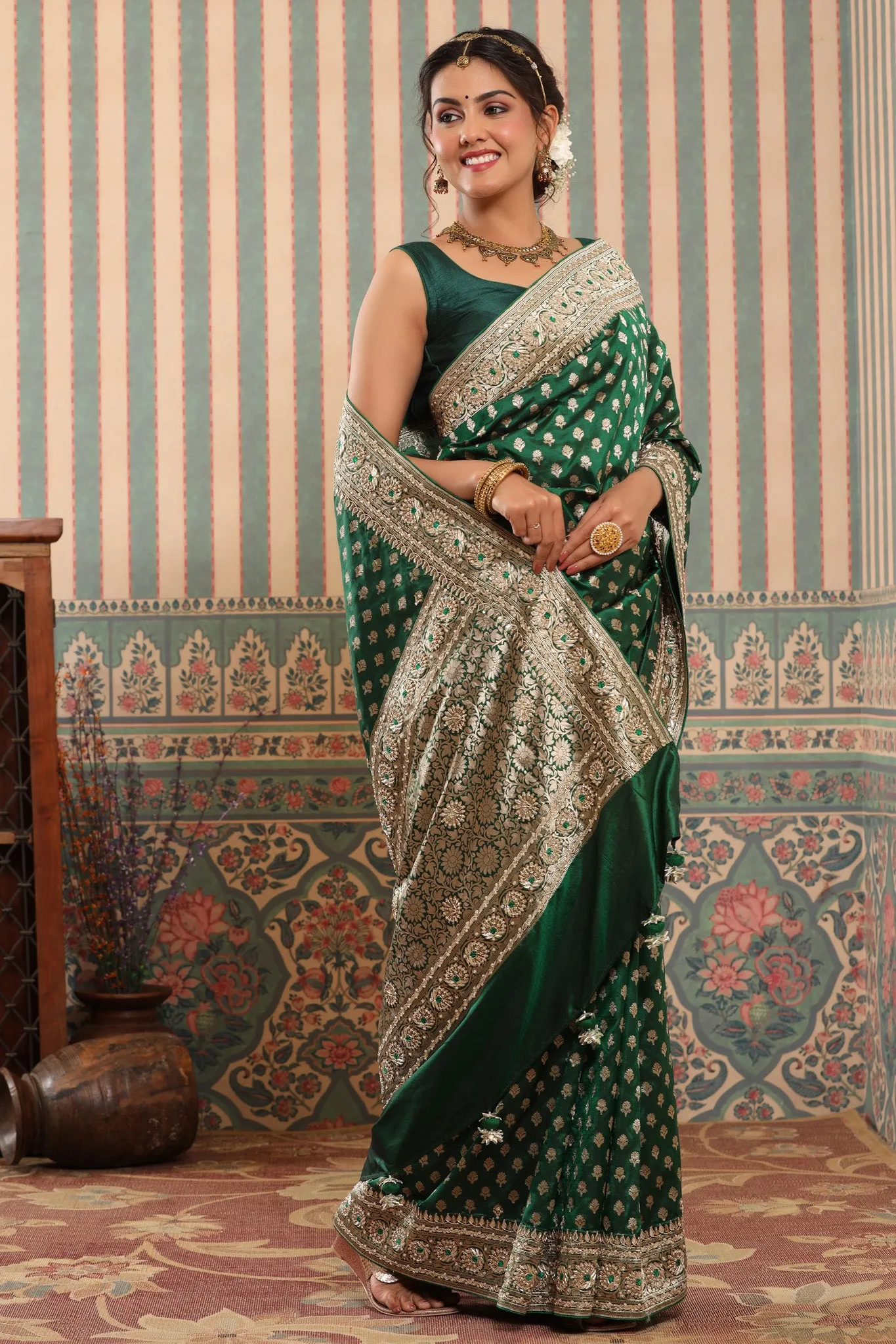 90Z643-RO Bottle Green Banarasi Saree with Embroidered Border