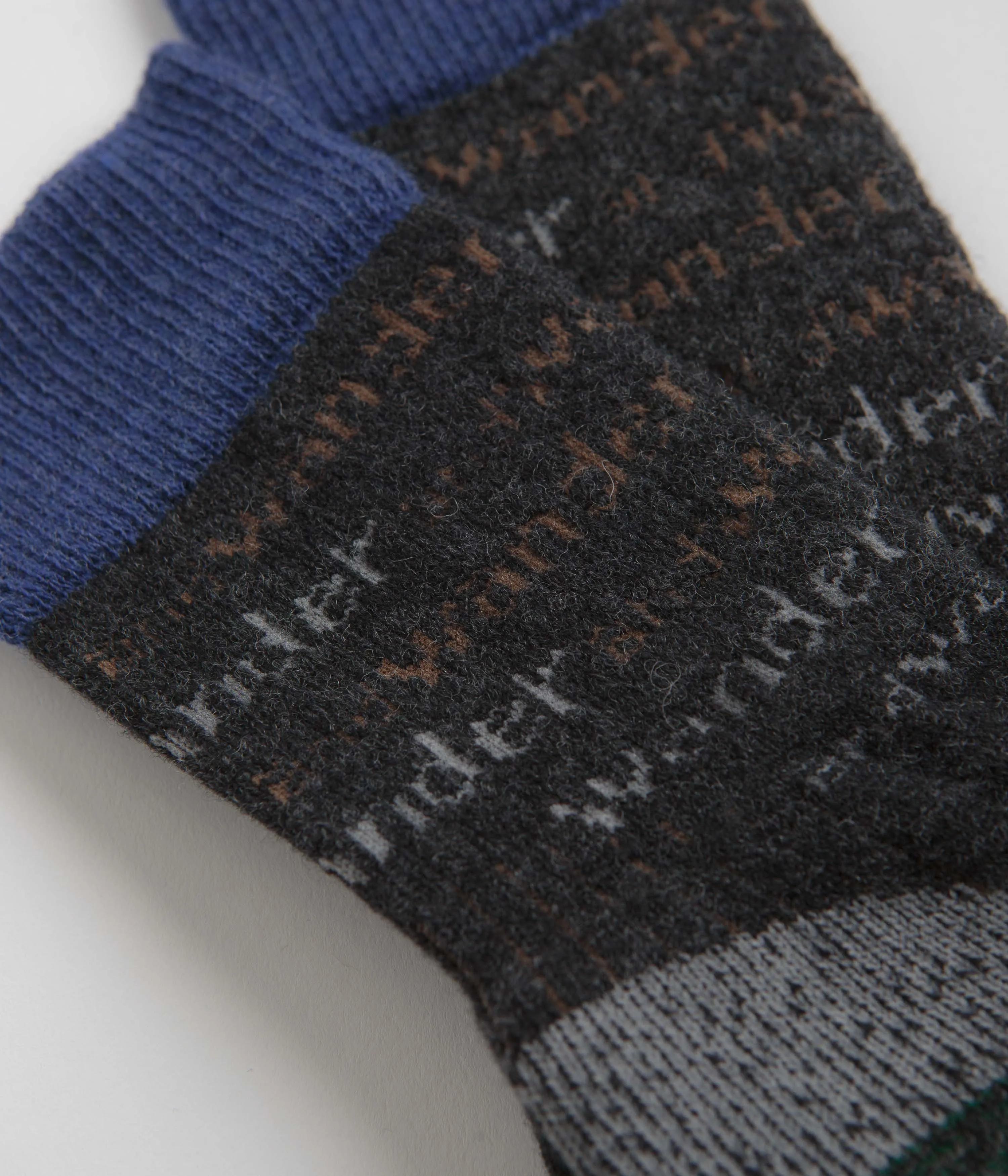 and wander Wool Socks - Charcoal