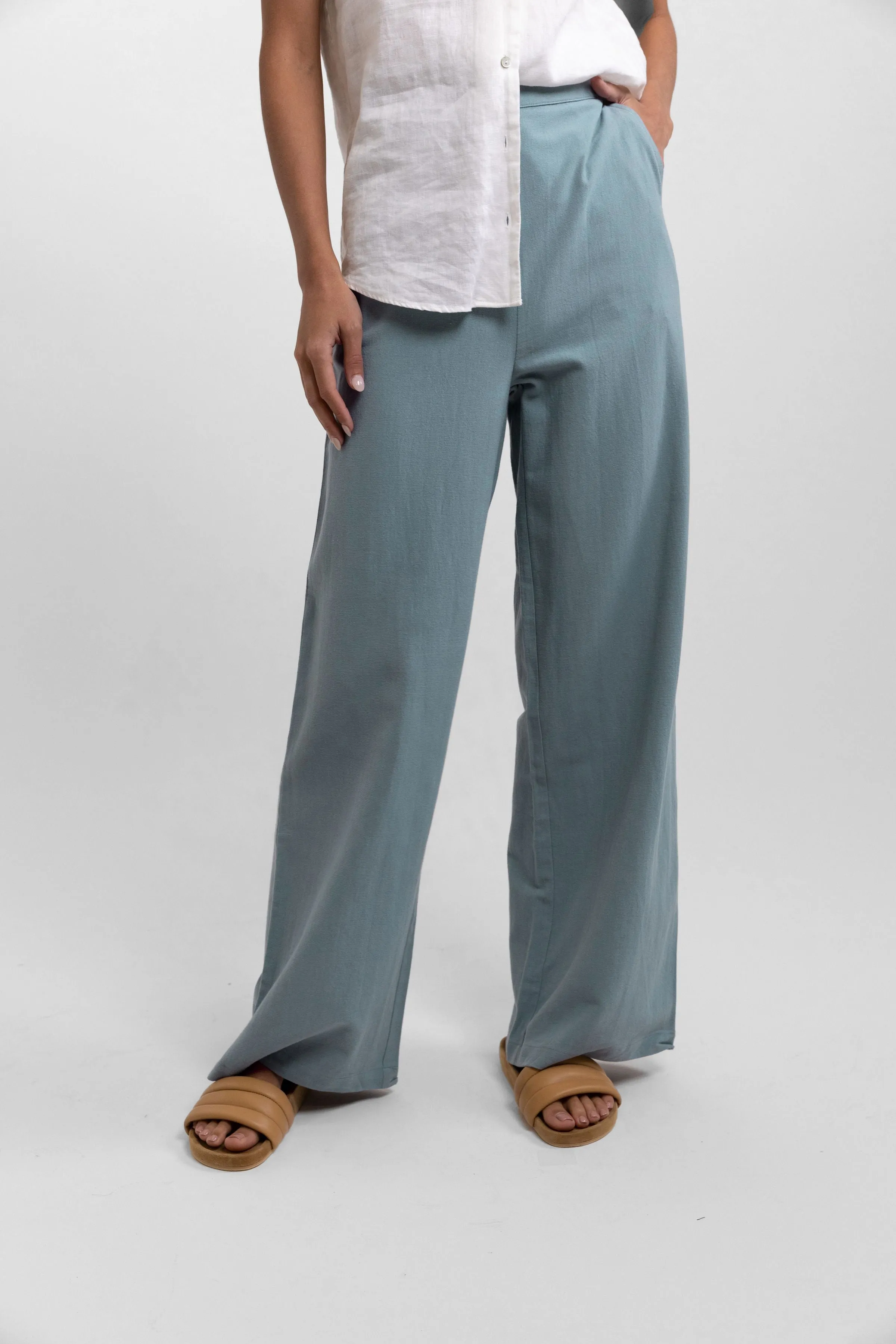 Classic Wide Leg Pant / Eucalyptus