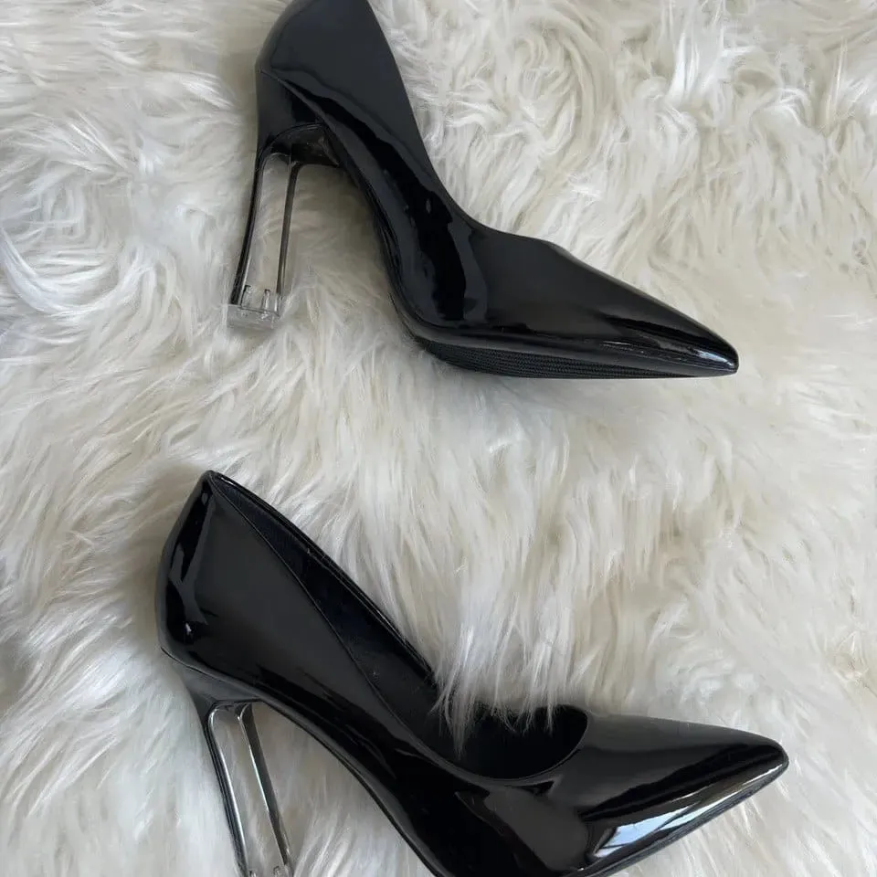 Glass heel pump