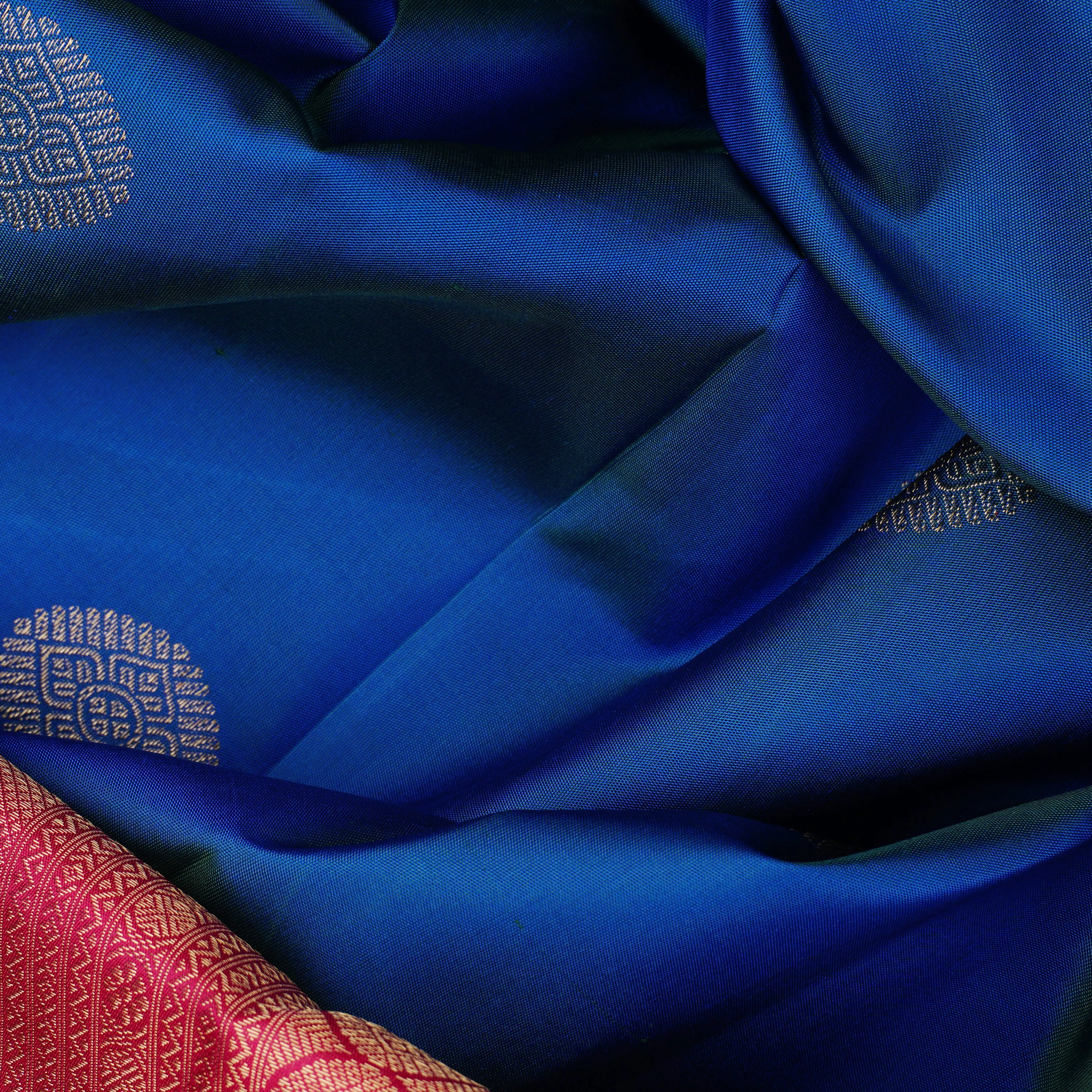 Handwoven Blue with Pink Kanjivaram Silk Saree - 1873T008780DSC