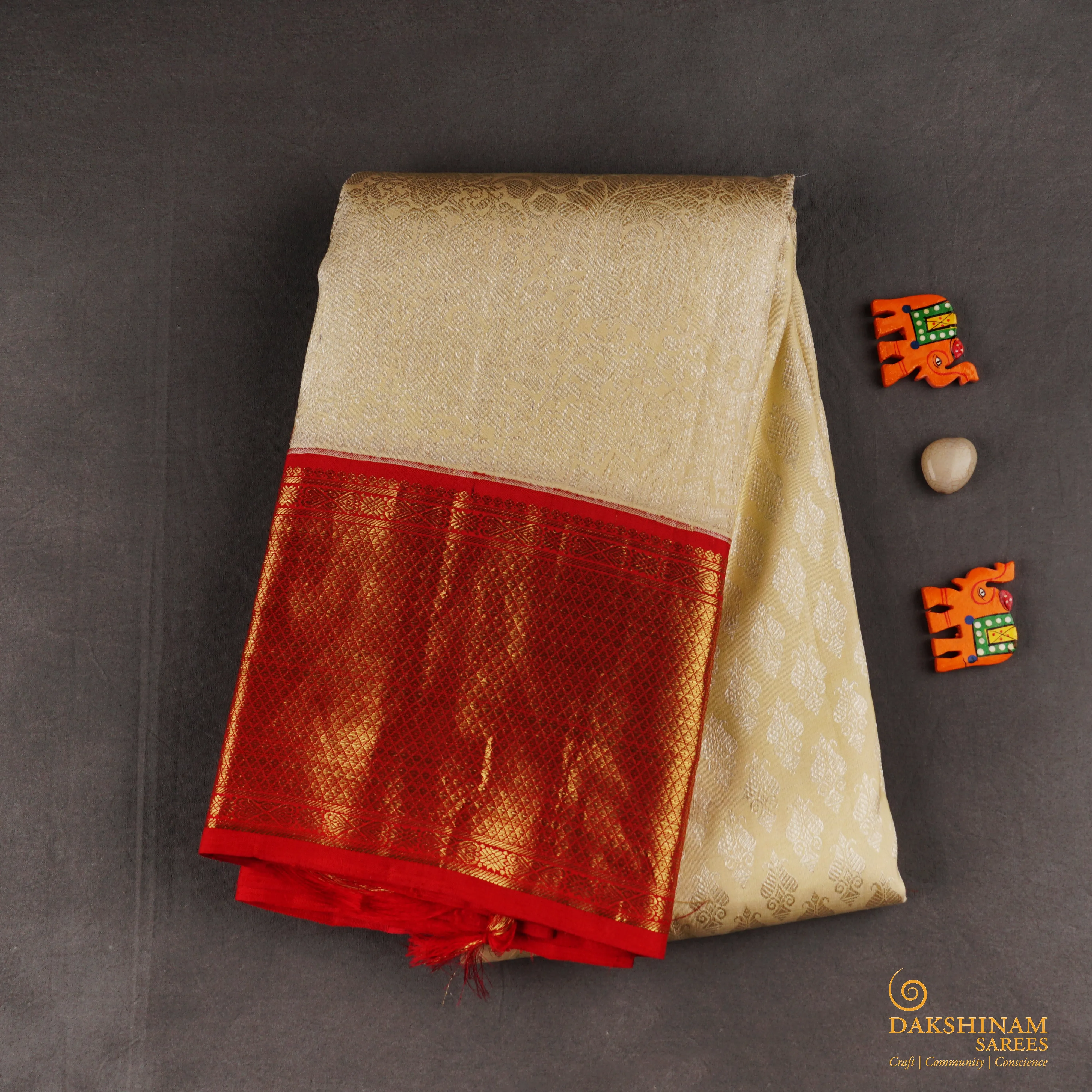 Handwoven Cream with Red Kanjivaram Silk Saree - 1869T004265DSC