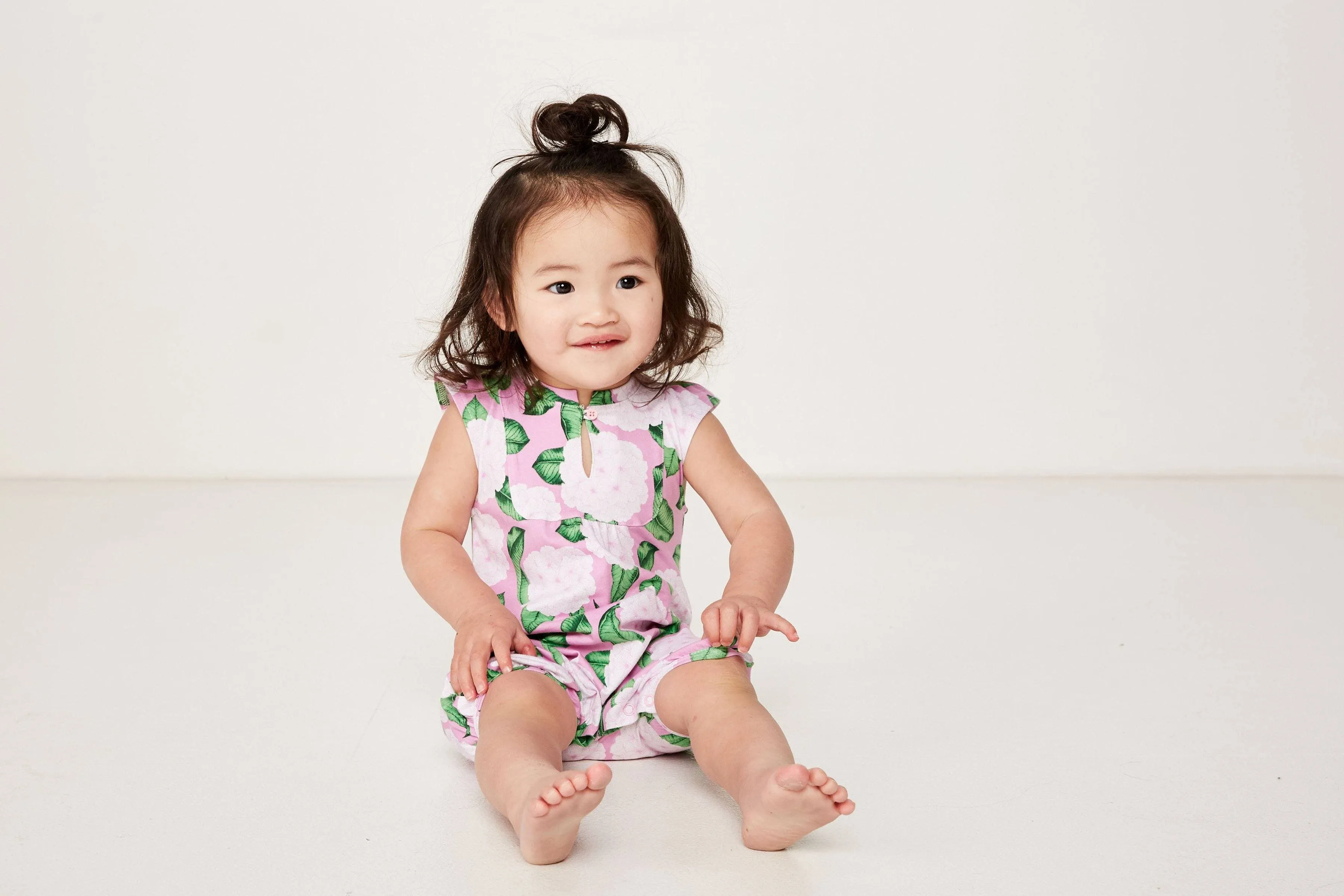 Hydrangea Romper (Milky Baby)