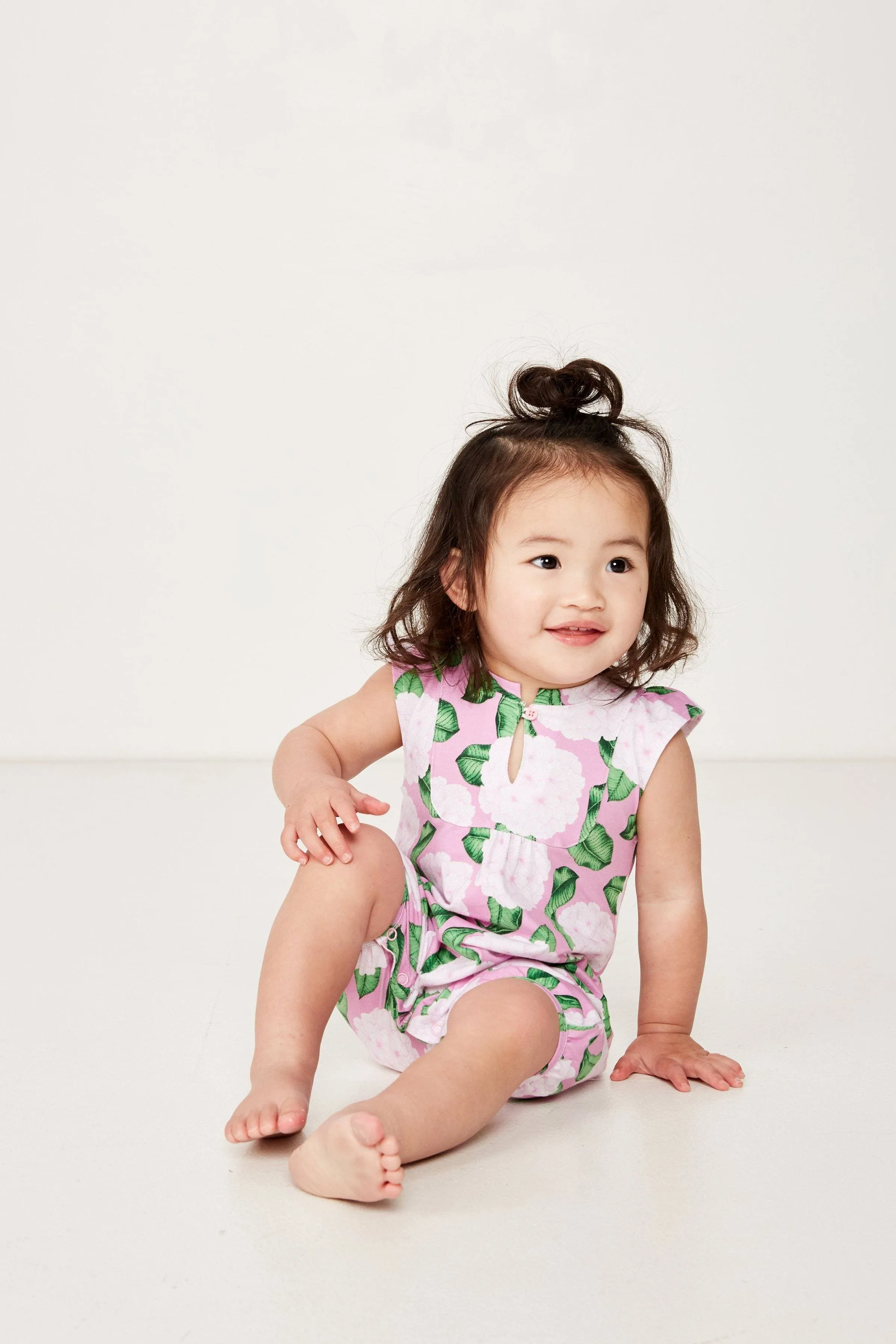 Hydrangea Romper (Milky Baby)