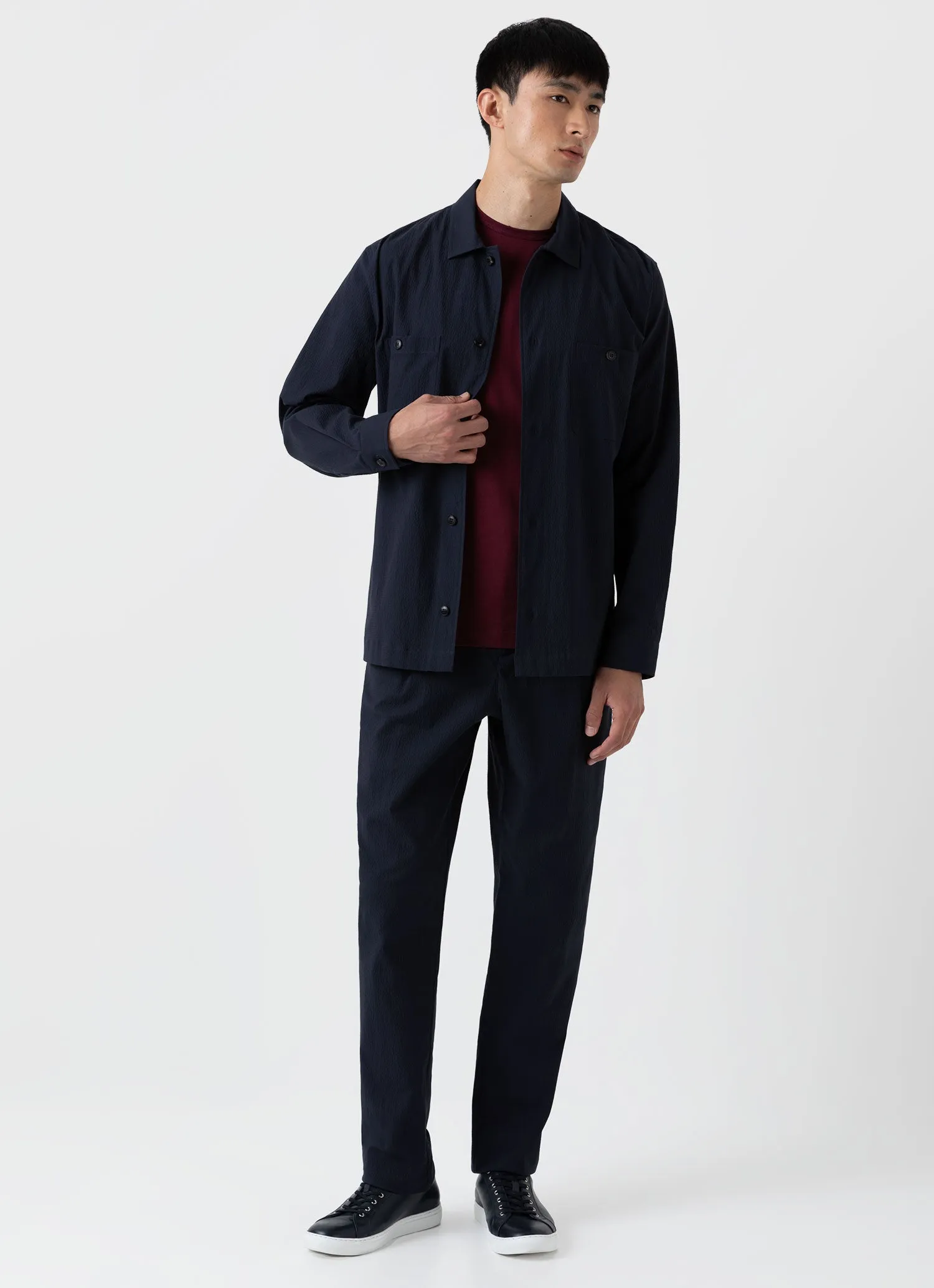 Men's Pleated Seersucker Trouser in Navy