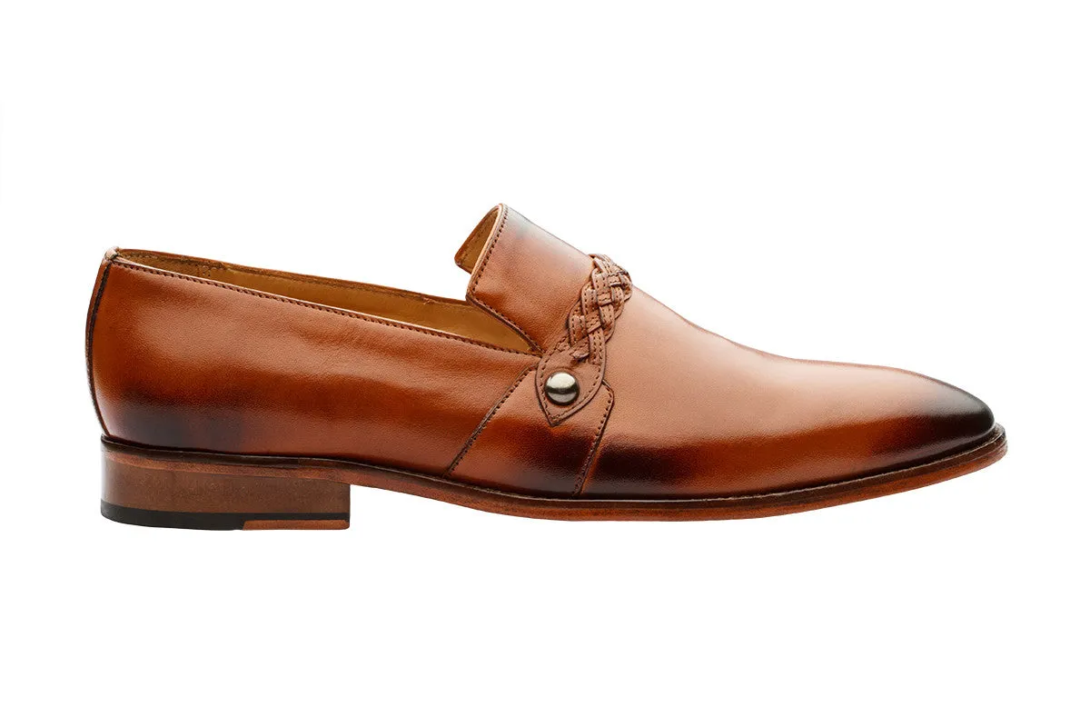 SLIP ON WITH PLEATED SADDLE - TAN