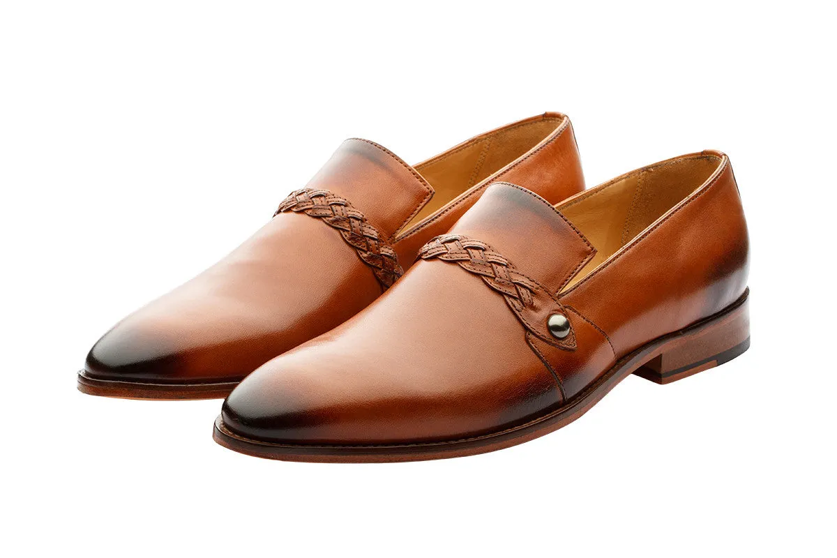 SLIP ON WITH PLEATED SADDLE - TAN